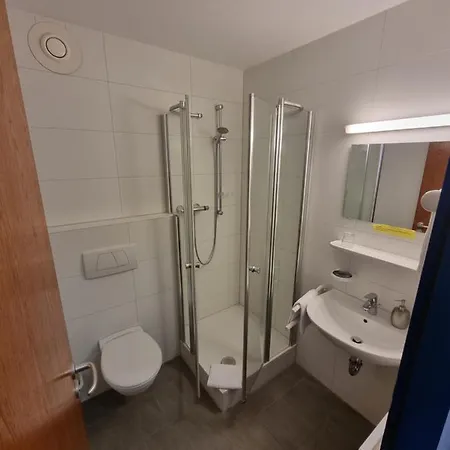 Inteck 3* Dettingen unter Teck